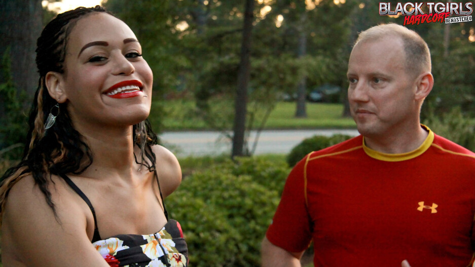 Amber Skye's Three-Way Hook Up